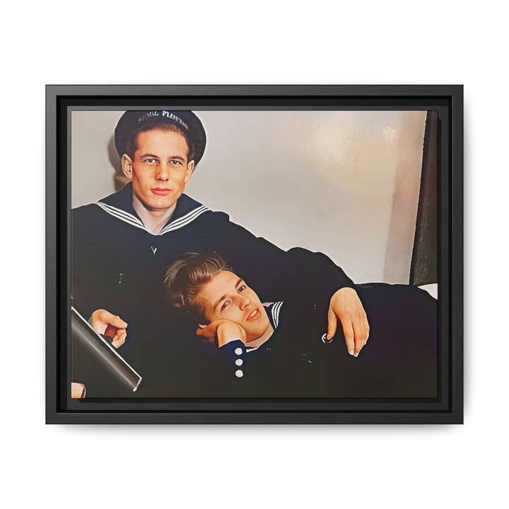 paire 010 | Gerahmtes Vintage-Foto - Mattes Leinwandbild für den Großhandel von Walt & Pete