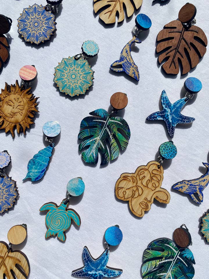 Monsterra Leaf Print Clip On Dangles for wholesale by Sunny & Threads