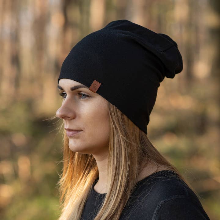 Women's Merino Beanie Hat Black for wholesale by menique