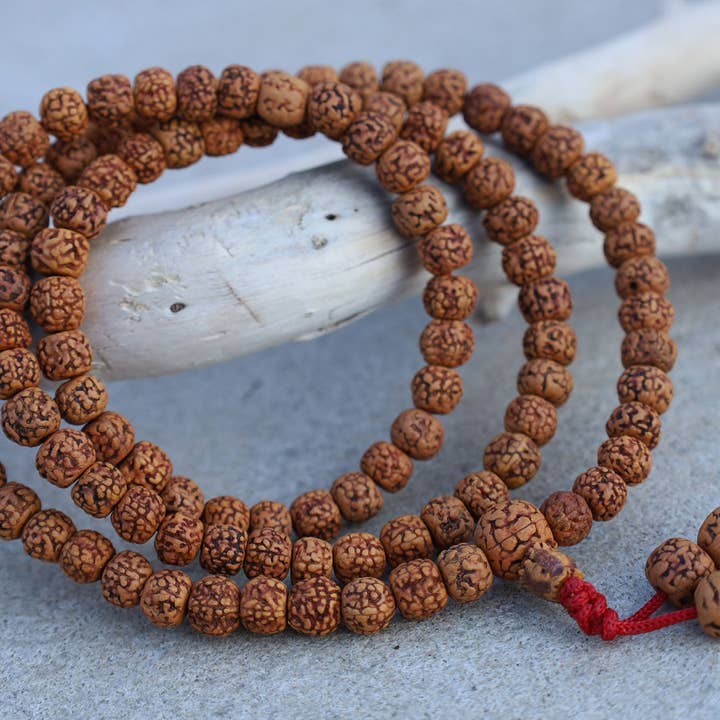 Lungta Imports – wholesale Bönehalsband – Hinduiska naturliga Rudraksha Mala radband 108 pärlor