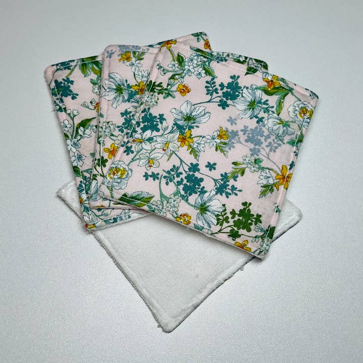 Léonie printed washable wipe for wholesale by Meli beauty