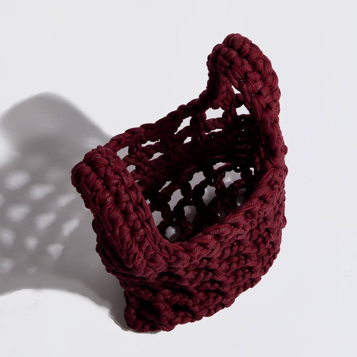 The Mama Made - Wholesale Tote Bag - Women's - “Thalia” crochet chequered wrist bag burgundy20