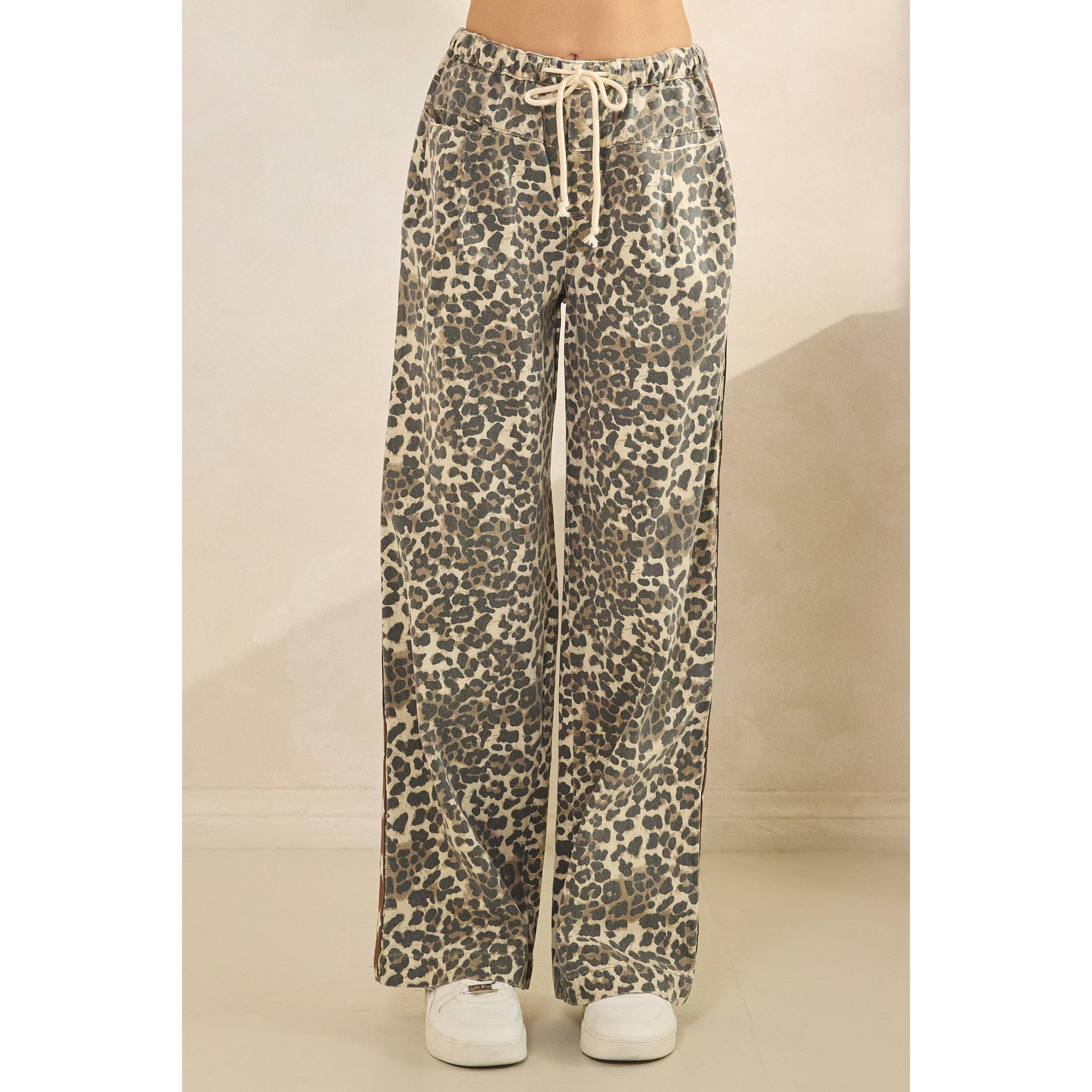 Veveret – wholesale Pants – Women's – Leopard Printed Striped Wide Legged Pants34