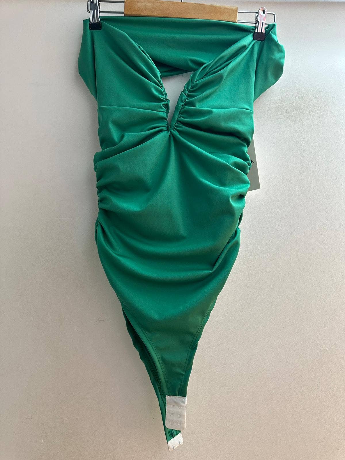 LORIANE – wholesale Bodysuit - Dam – 61125/7241 Body med bustier och axelbandslös design7