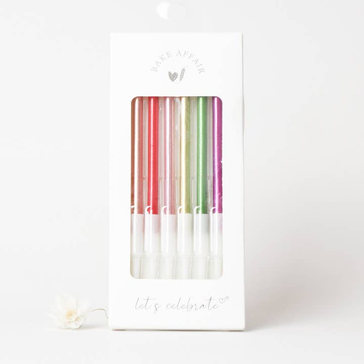 Candele di compleanno colorate per la vendita all'ingrosso da parte di Bake Affair GmbH