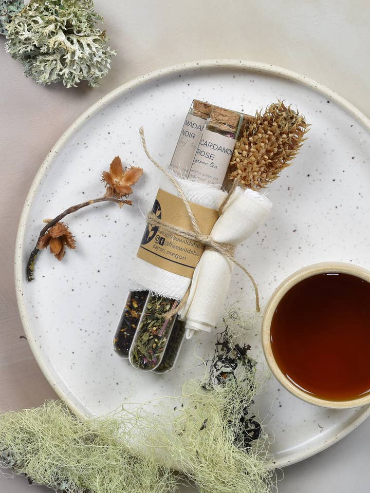 Tea Lover's Tea Gift Set | Cozy Ritual Gift Loose - 24 serv for wholesale by FreeWildShe | Bitters & Tea