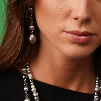 Oorbellen met palladium parelhanger voor wholesale door Bijoux Jean André S.R.L.