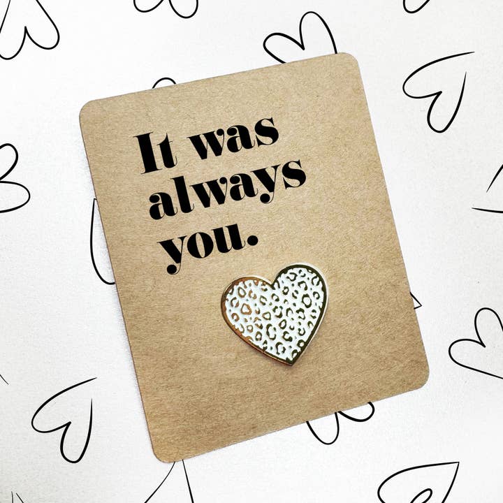 Leopardhjärta metallnål brosch för wholesale av Lovethelinks Ltd