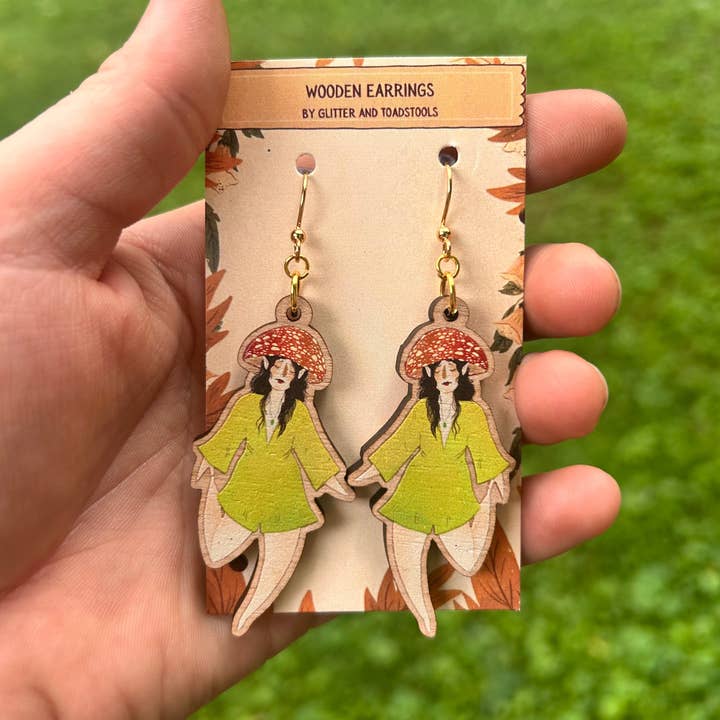 Boucles d'oreilles Fille Champignon pour la vente par Glitter and Toadstools