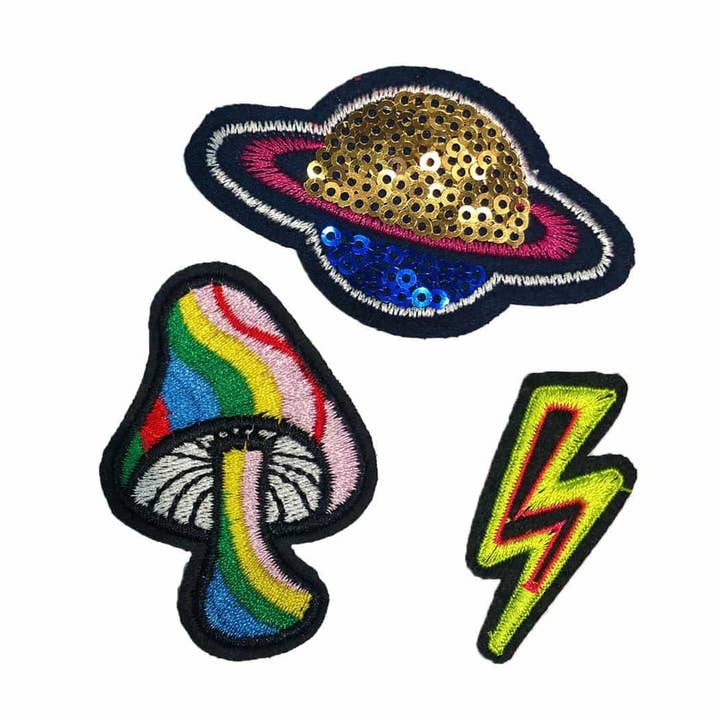 Paquete de pegatinas y parches termoadhesivos Weird Like Whoa para venta al por mayor de Neva Nude