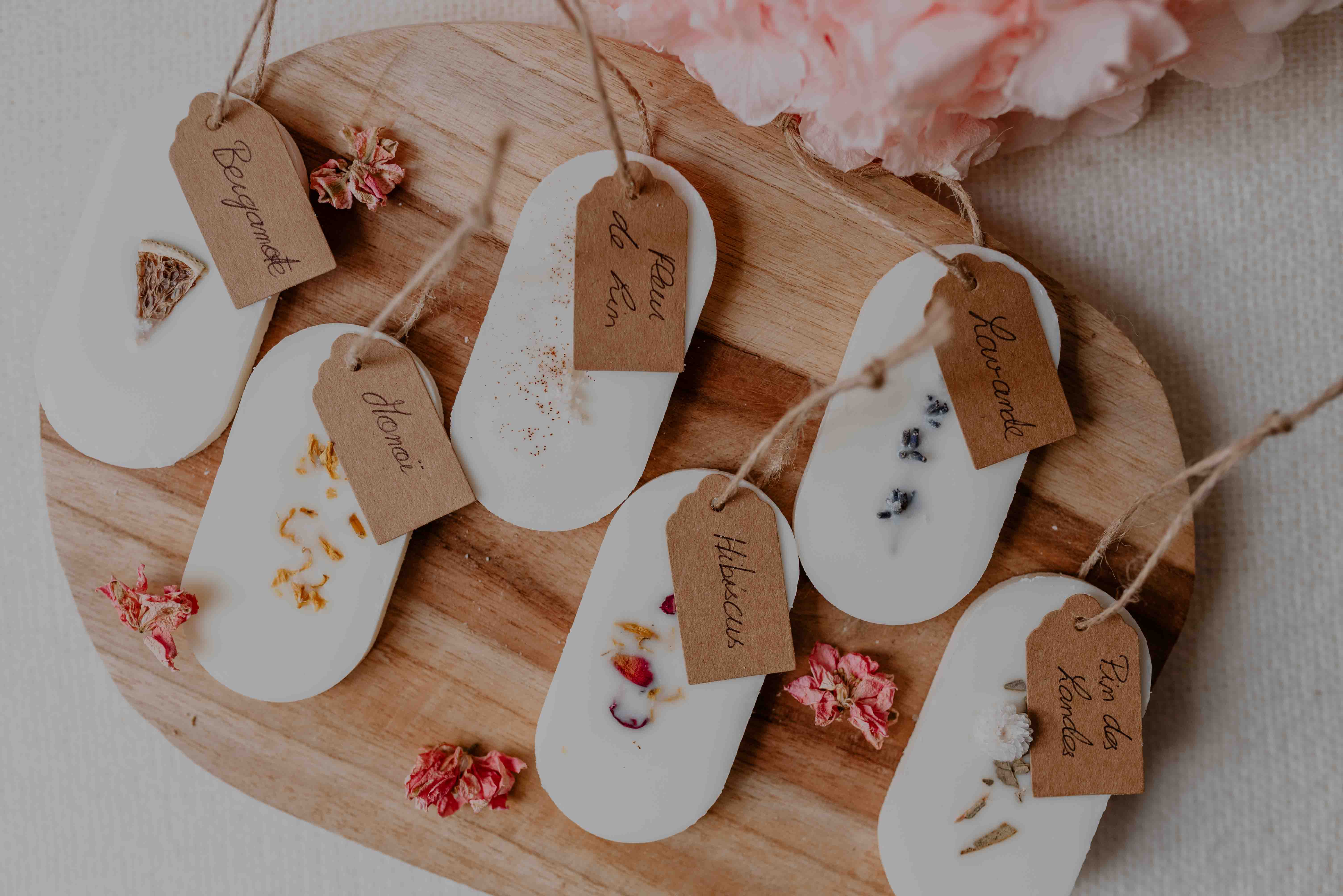 WILD CHILD Bougies & Co – wholesale Doftvax – Doftande vaxplatta med MONOI-doft4