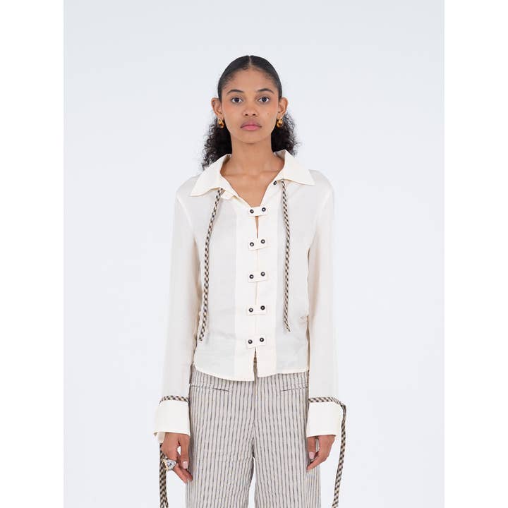 Blouse blanche Brooklyn pour la vente par CARMEN SAYS