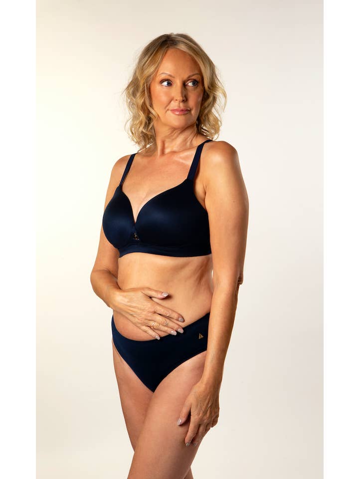 Freedom Underwear – wholesale Bra – Women's – The Freedom Bra Navy - Non-wired Bra for Fuller Bust3