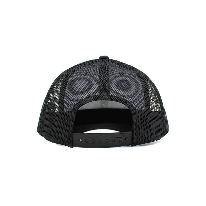 Hana - Wholesale Trucker Hat - Women's - USA Fish Flag Mesh Back American Flag Baseball Cap