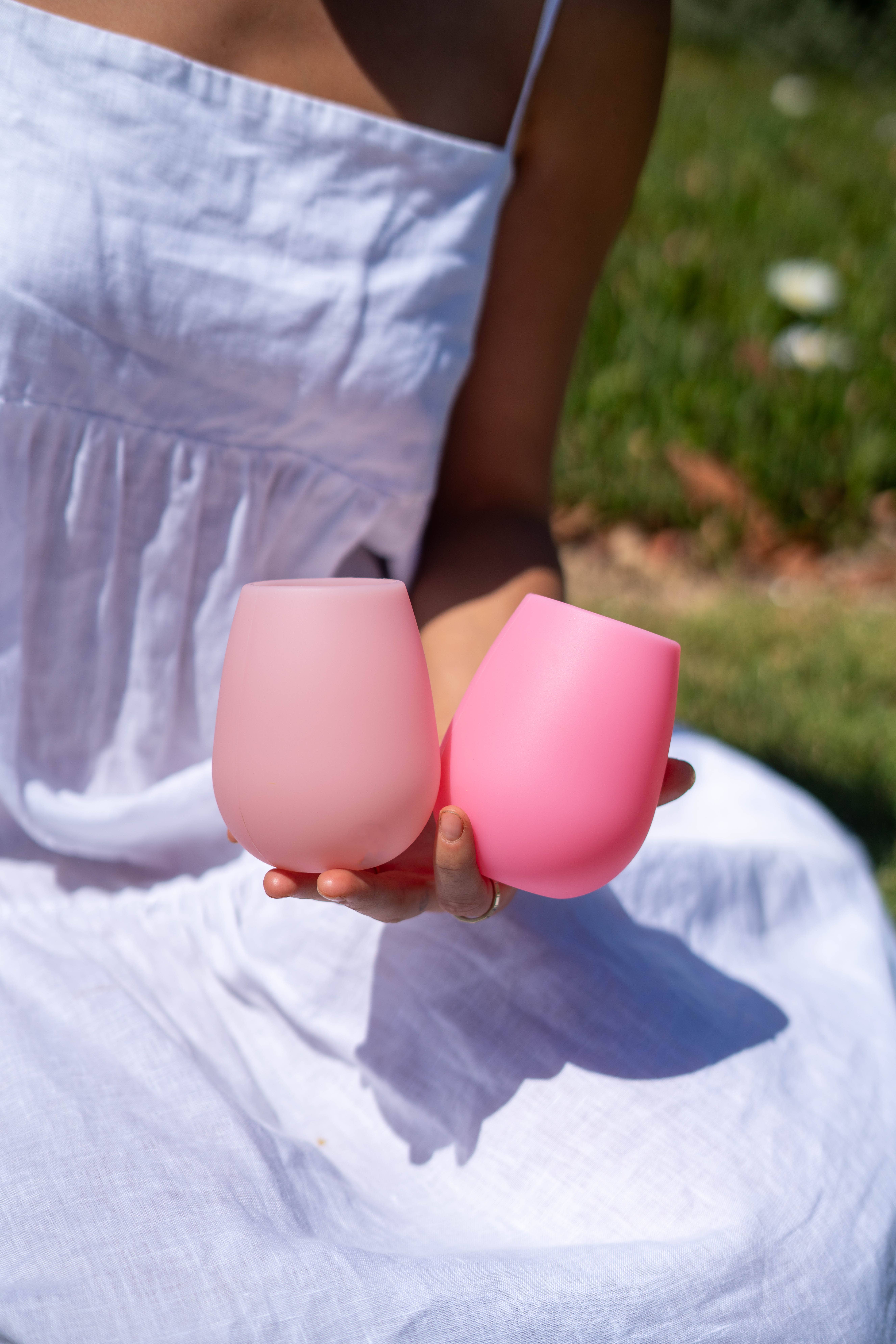 porter green | style + sustainability - Wholesale Drinking Glass/Cup - Flamingo + Lotus | Fegg | Silicone Unbreakable Glasses3