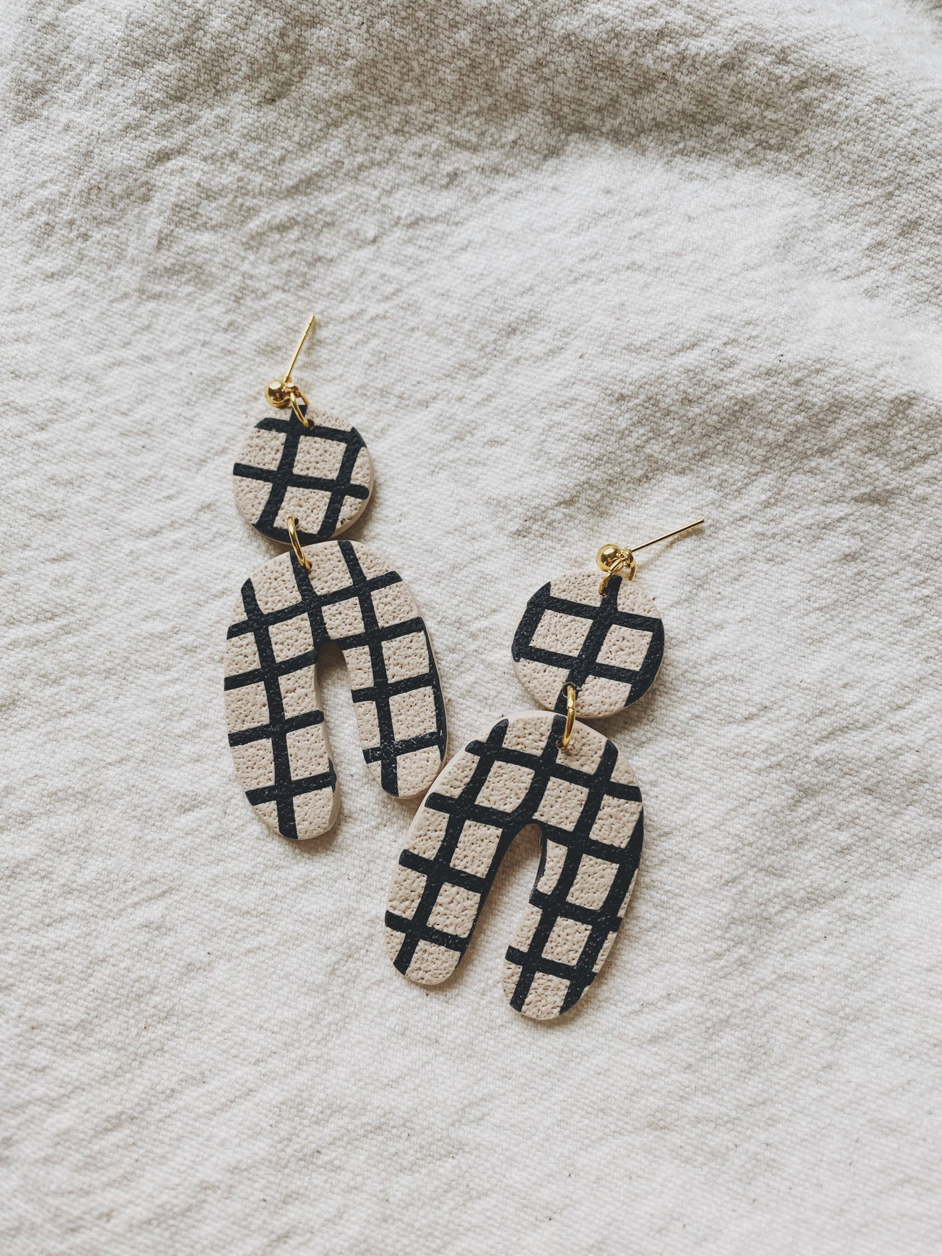 Whiskey + Wine - Vendita all'ingrosso Orecchini pendenti - Orecchini Finn Grid2