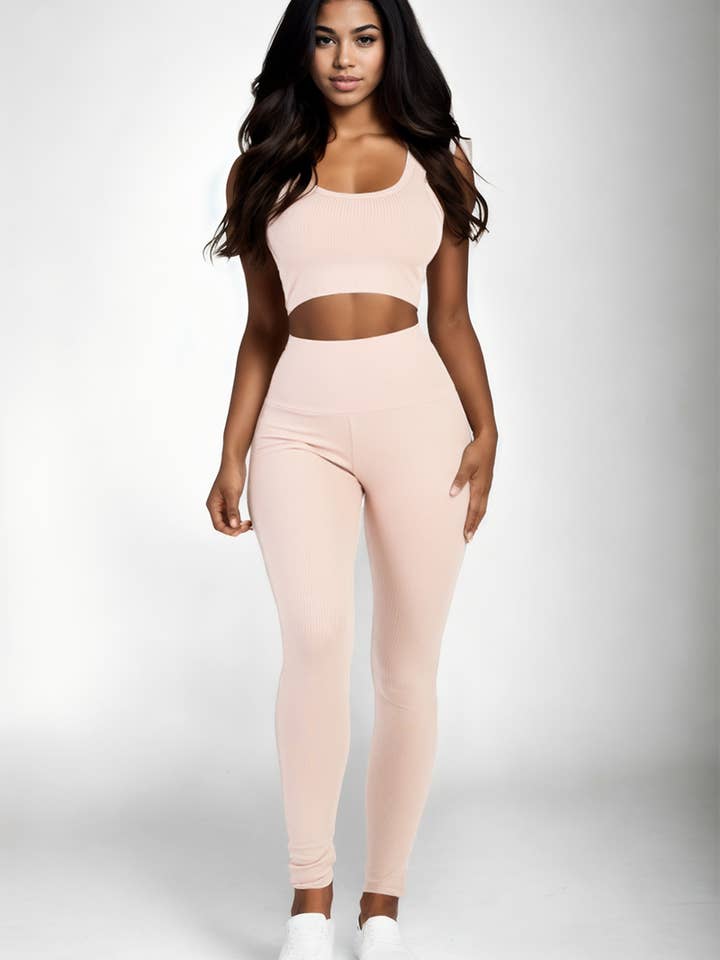 CAPELLA APPAREL - Wholesale Sportkledingset - Dames - Ribgebreide crop top en legging set10