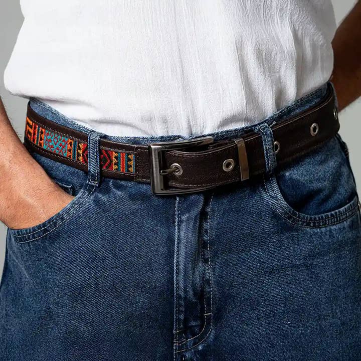 Cintura in Pelle Fatta a Mano con Motivo Etnico Andino per la vendita all'ingrosso da parte di EcuadorStores