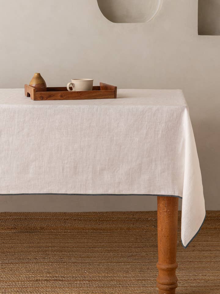 Artisan Graues Nadelarbeits-Leinentischtuch – Gäste bewirten für den Großhandel von Live Linen