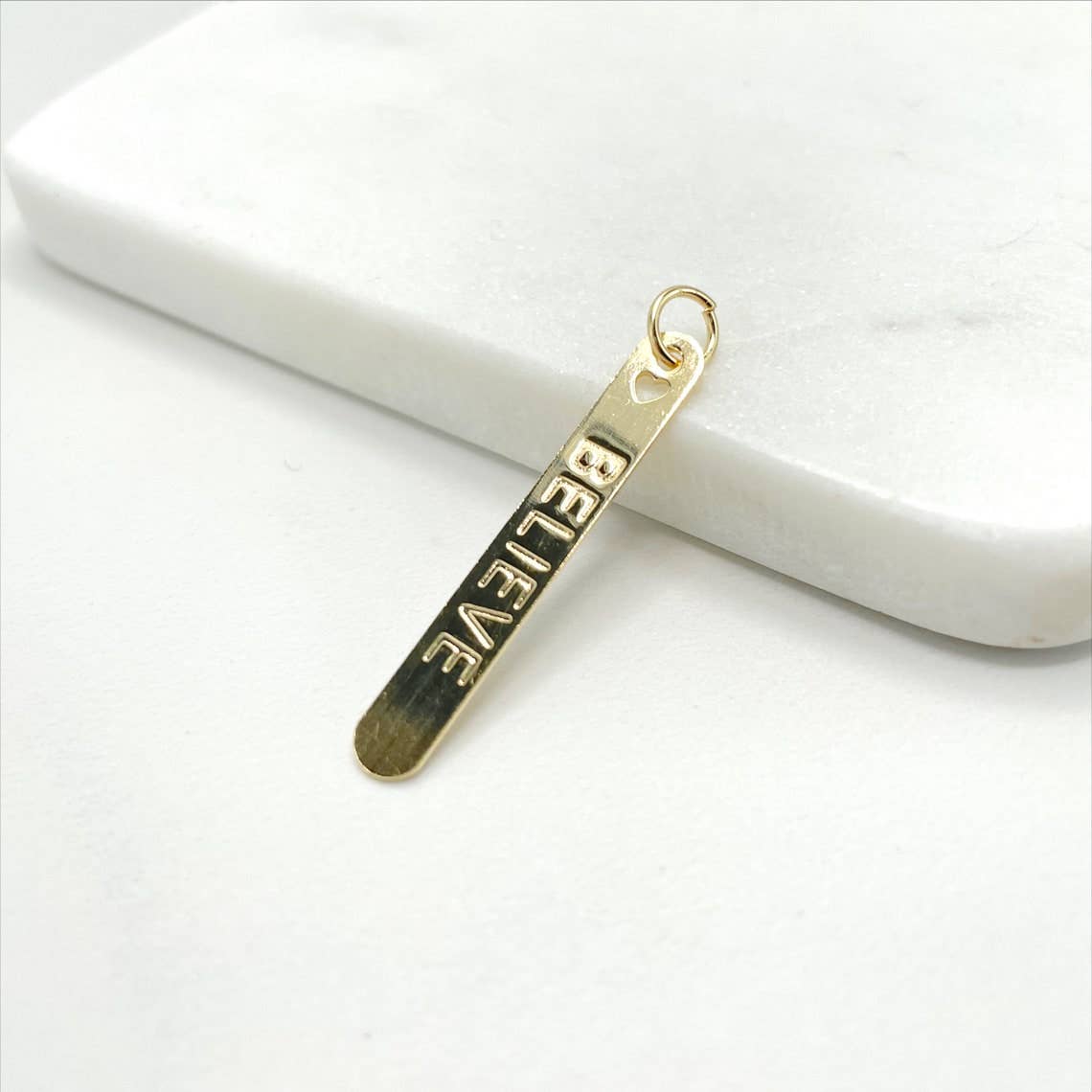 Luxus Accessories - Wholesale Individuele bedel/hanger - 18k Gold Filled Believe Description rechthoekige hanger1