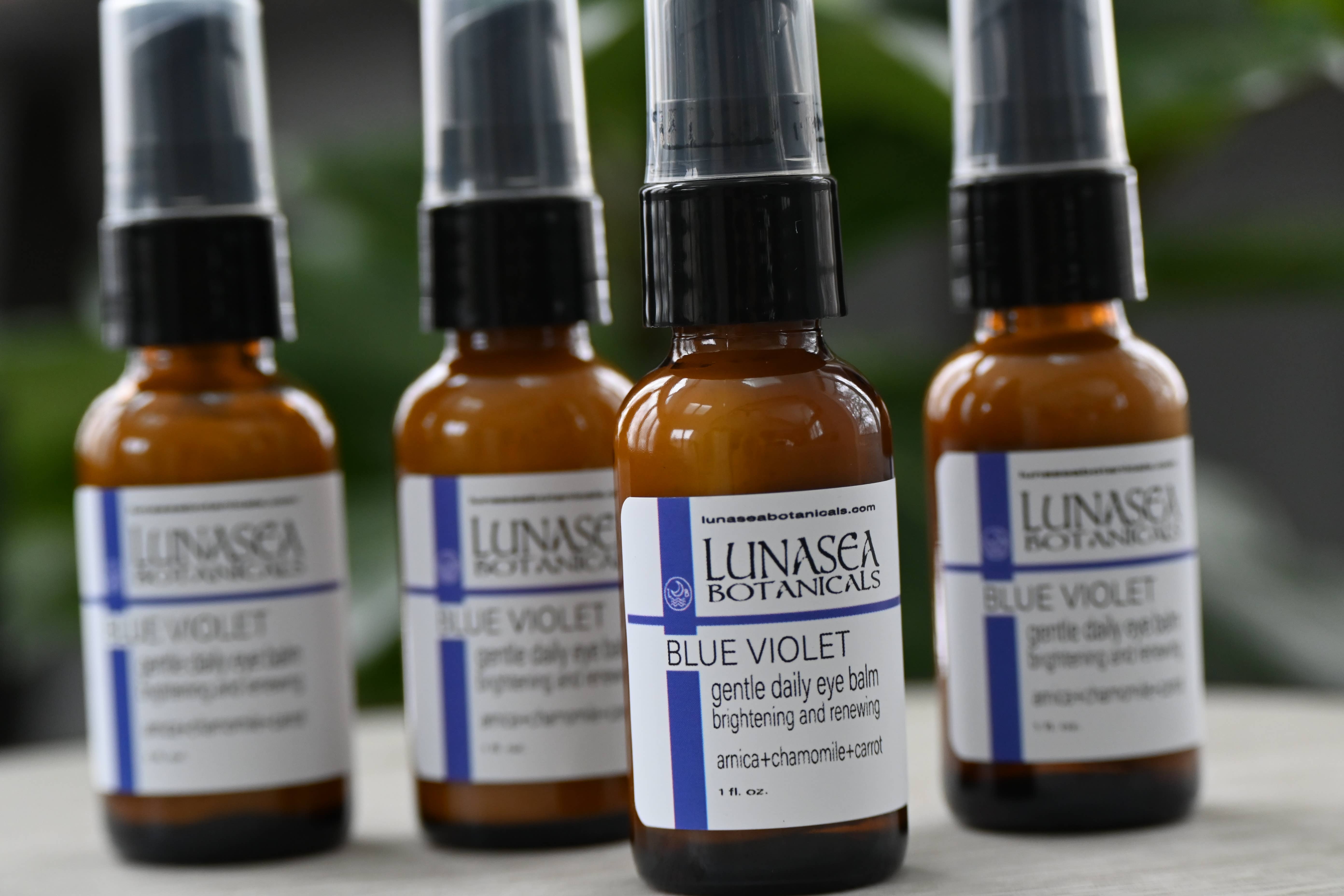 lunasea botanicals - Wholesale Eye Cream/Gel - Blue Violet Daily Eye Balm3