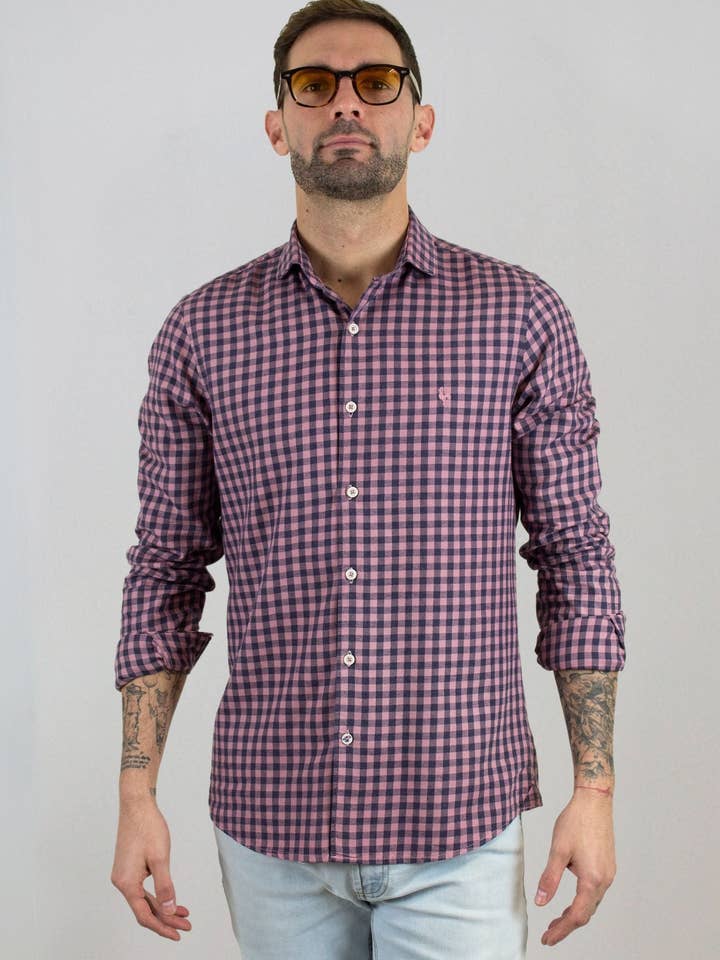 Burgunderfarbenes kariertes Flanellhemd für den Großhandel von Patadegayo