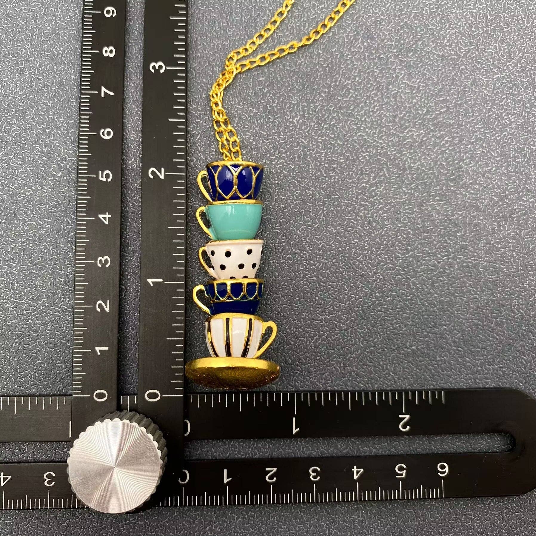 Mio Queena - Wholesale Pendant/Charm Necklace - Colorful Enamel 5 Teacups Linked Charm Necklace5