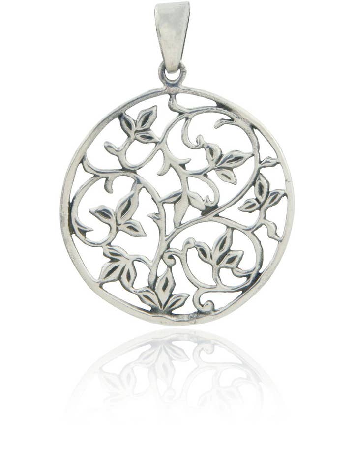 Pendentif arbre de vie en argent sterling pour la vente par Culture Spot