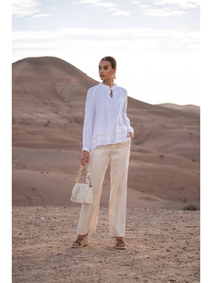 Attentif Paris - Vente Chemisier – femme - Blouse contenant du lin avec col volanté et noeud19