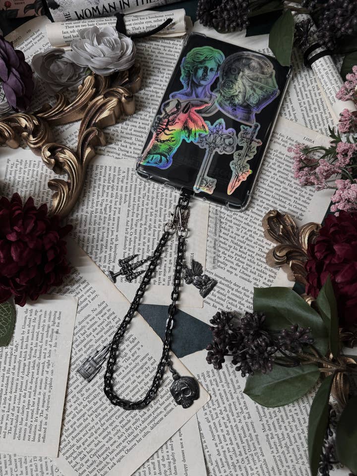 Lanière pour téléphone Saints Shadow pour la vente par The Pretty Cult