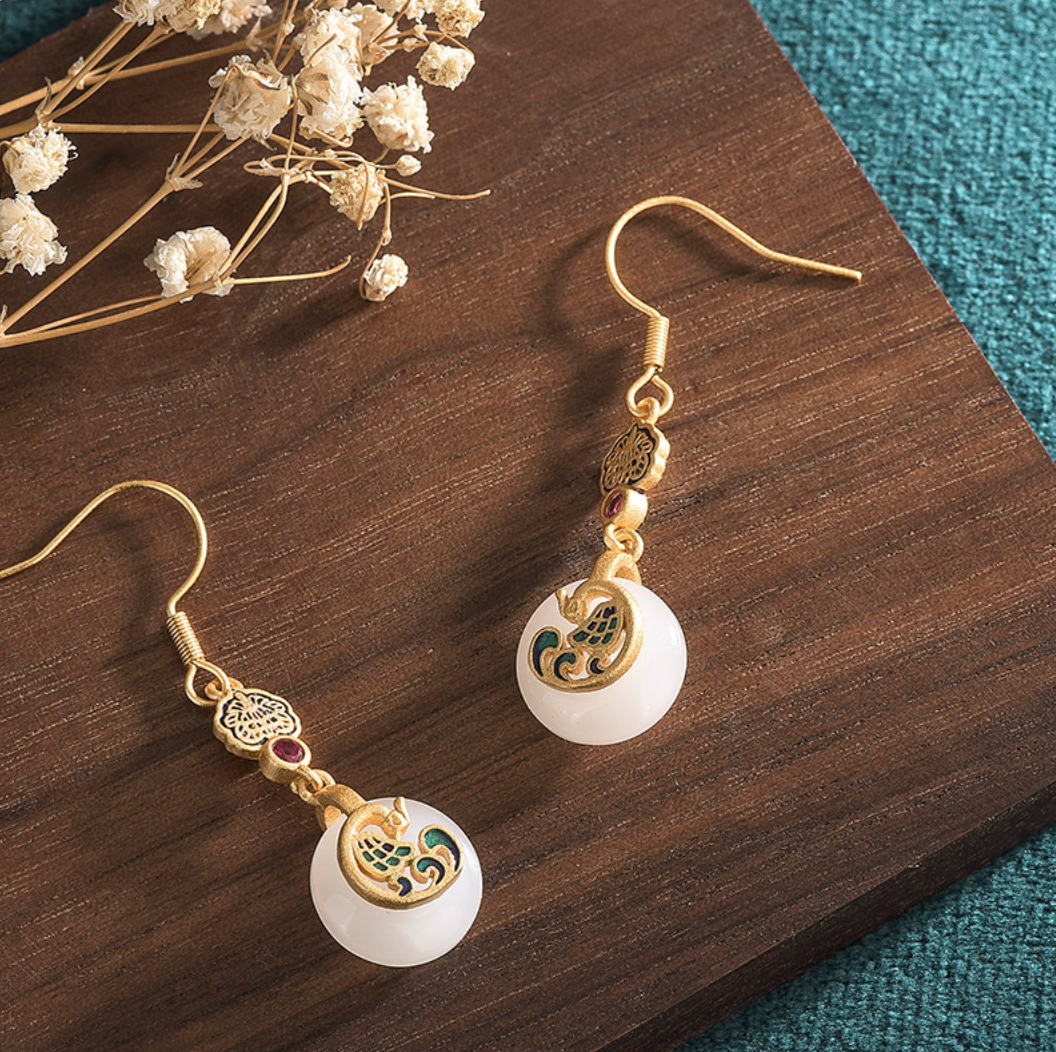 Bright MacMing – Engroshandel Hængeøreringe og creoløreringe – Lux Golden Phoenix Jade Øreringe1