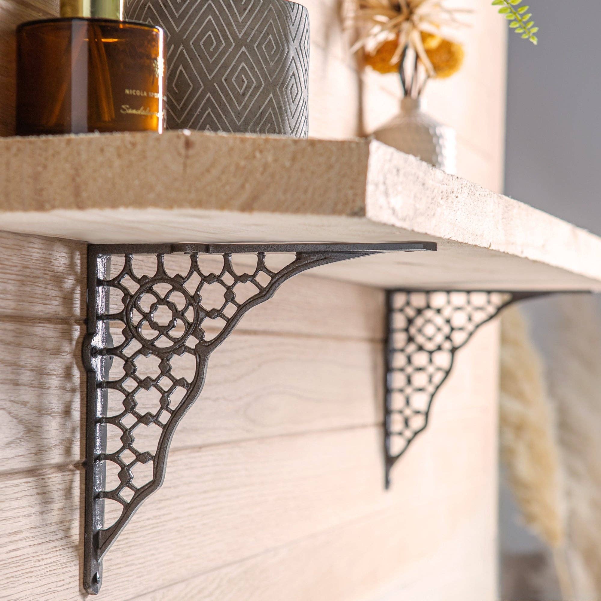 Rinkit Ltd – wholesale Wall-mounted shelf – Honeycomb Iron Shelf Bracket - D205mm2