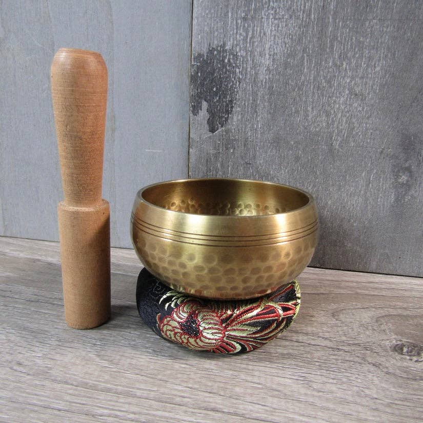 Keystone Crystals - Wholesale Meditation Supplies - Hammered Tibetan Singing Bowl Set – 3.5" Sound Healing Bowl2