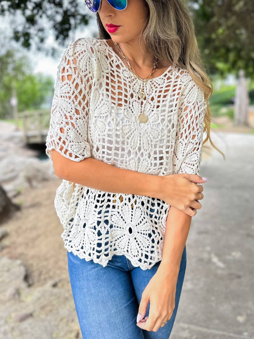 Avorio Top lavorato a maglia avorio boho floreale con maniche a pipistrello all'uncinetto. in vendita all'ingrosso su Faire2