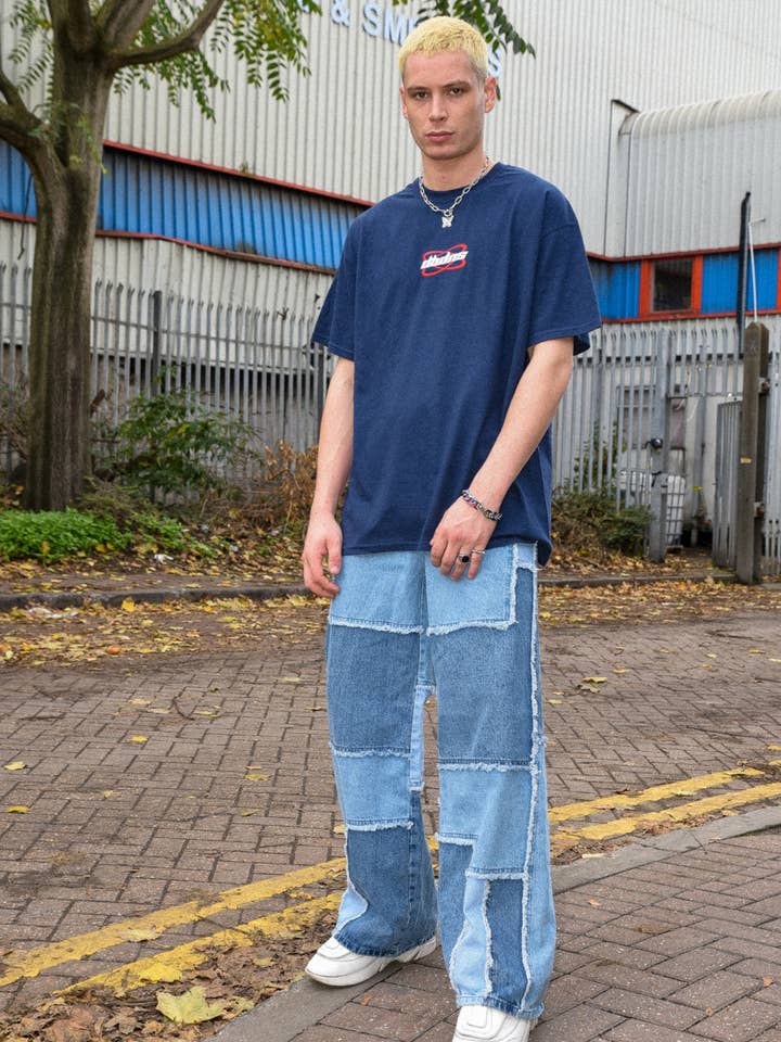 Short Sleeved T-shirt in Navy With Futuristic Logo Embroidery for wholesale by Dream But Do Not Sleep