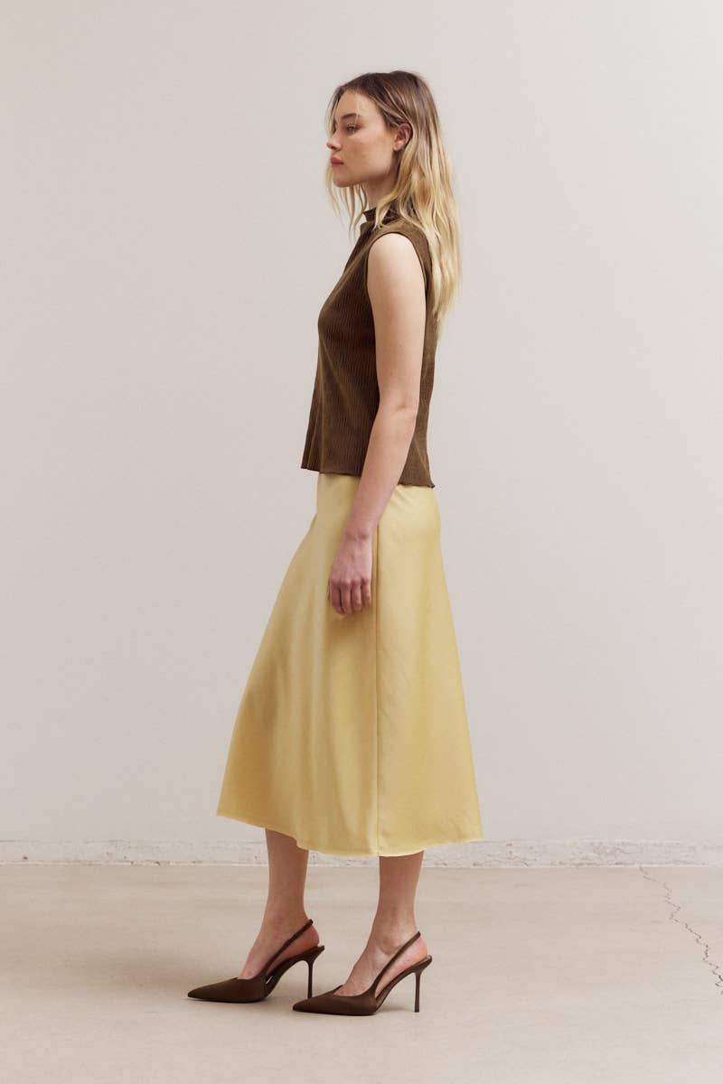 Grade & Gather - Wholesale Blouse - Women's - 42068 - CRINKLED VELVET MOCK NECK TOP9