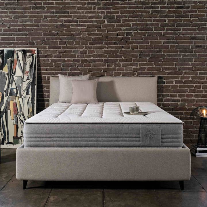 Matelas Modèle V - Housse Reverso® - Matelas King size et autres tendances Résultats pour surmatelas sur mesure en vente B2B. Retours gratuits et paiement à 60 jours sur Faire sur Faire.