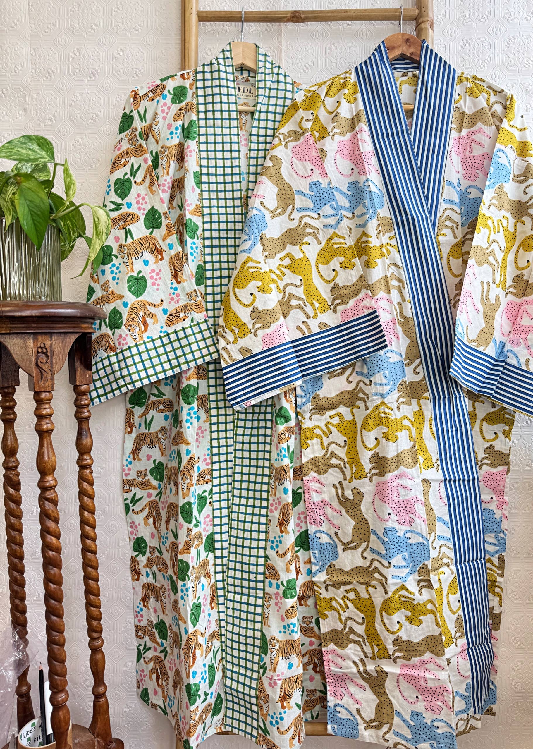 Essential Designs London – wholesale Robe – Women's – Set of 2 Cotton Kimono Animal Stripe Quirky Summer Spa Robe0