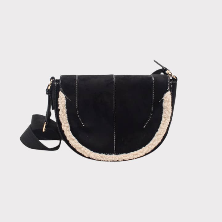 Sac avec rabat contour mouton, effet suède
 pour la vente par BESTINI