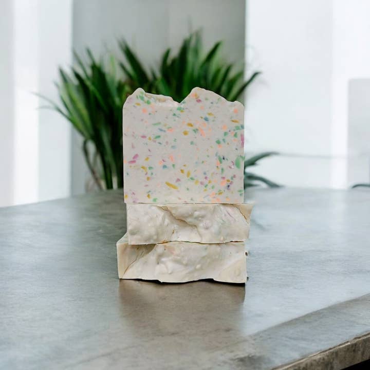 Essentially NOLA Soap Works - Wholesale Bar Soap - Gentilly Lace Confetti Soap - Almond Berry 5.5oz