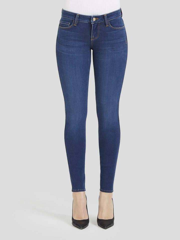 JEANS SKINNY POR GROSSO DE CINTURA BAIXA PARA MULHERES por atacado de Private Label Clothing