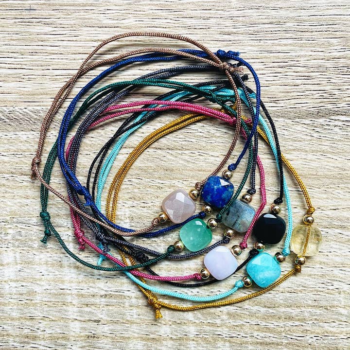 Pulseira de pedras naturais com cordão ajustável Carrie por atacado de YSIE