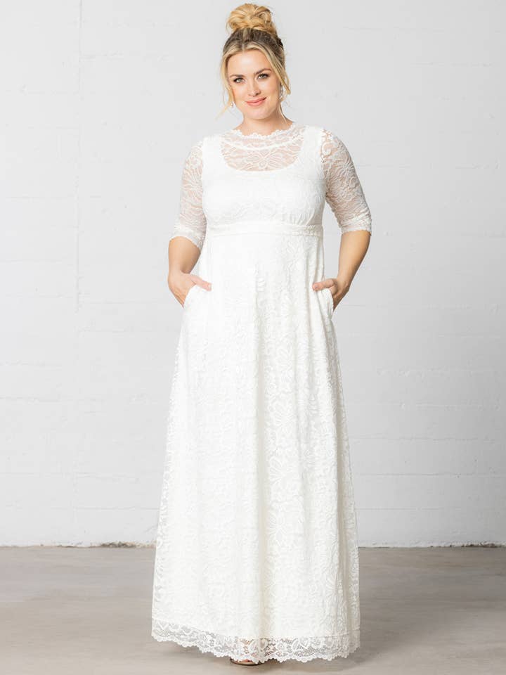 Sweet Serenity bröllopsklänning i stretchspets för plusstorlek för wholesale av Kiyonna