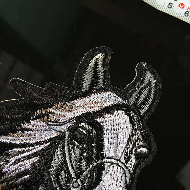 UNISHE - Vendita all'ingrosso Toppe - Toppe termoadesive fai da te di ispirazione etnica Sweat Blood Horse Design10