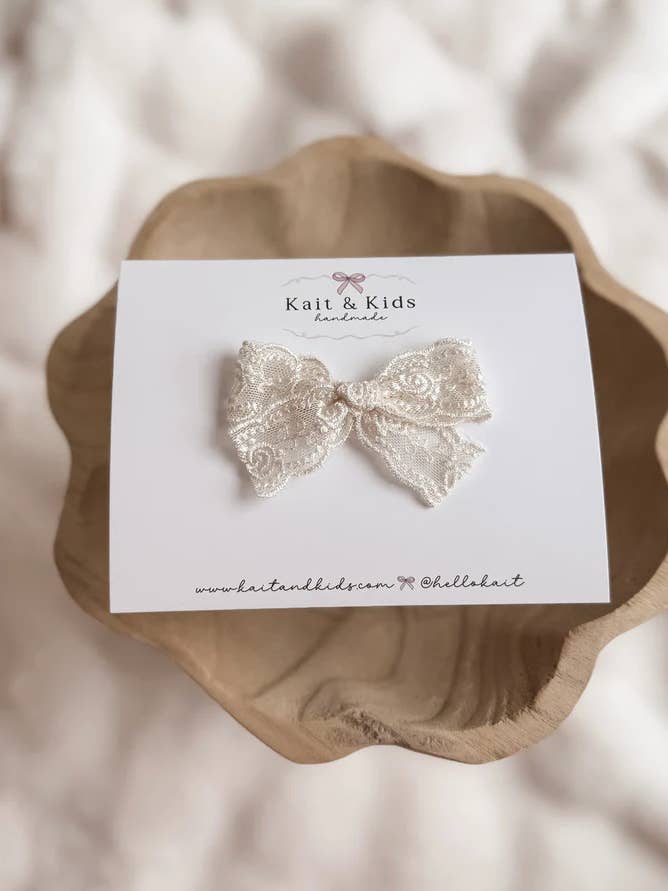 Skinny beige lace ♡ headband / clip / piggy set for wholesale by Kait + Kids