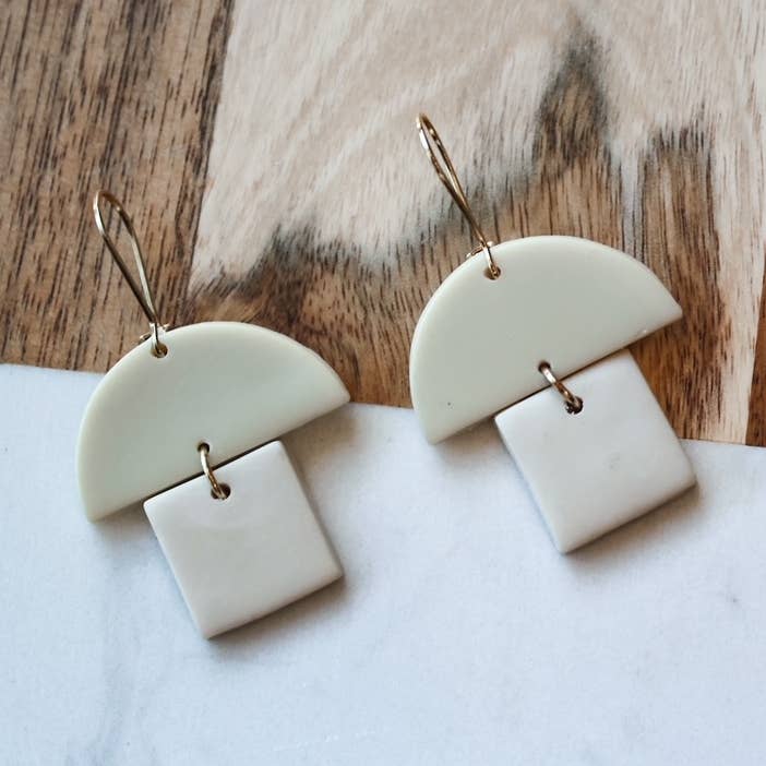 Hippo Kiss Creations - Wholesale Dangle Earrings - Dahlia Earrings4