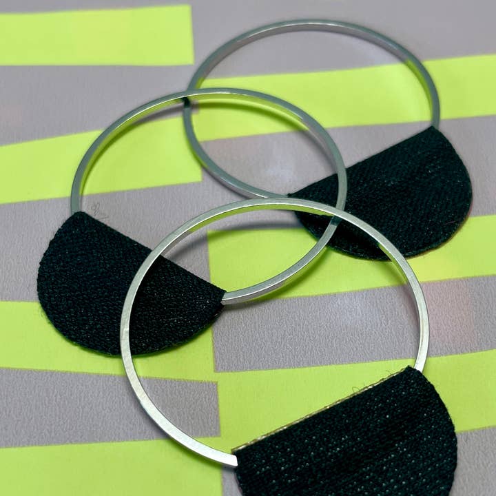 von Lani = Jewellry + Suncatchers - Wholesale Picture Frame - Picture hangers, set of 3 circles 🔵 🔵 🔵/Home decor/Postcards7