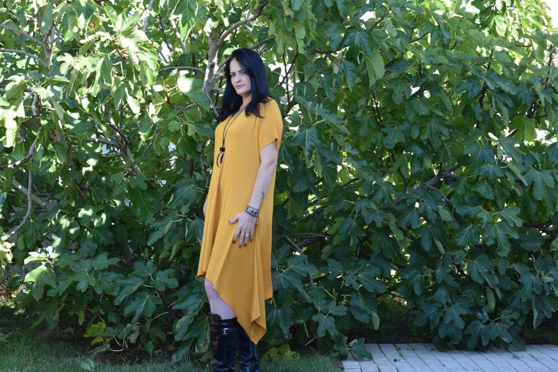 Torster & Ribeiro, Lda - CurvyShion – Großhandel Kleid – Damen – Großes Größen Kleid DORA – Größe L bis 5XL, asymmetrisches Design1