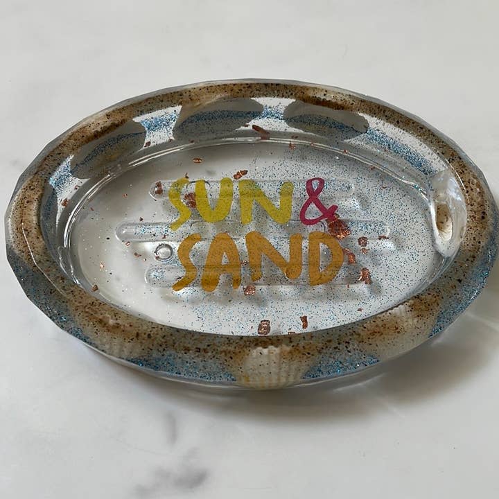 Porte-savon Sun & Sand fait main pour la vente par Life Makes Scents Soap Shop
