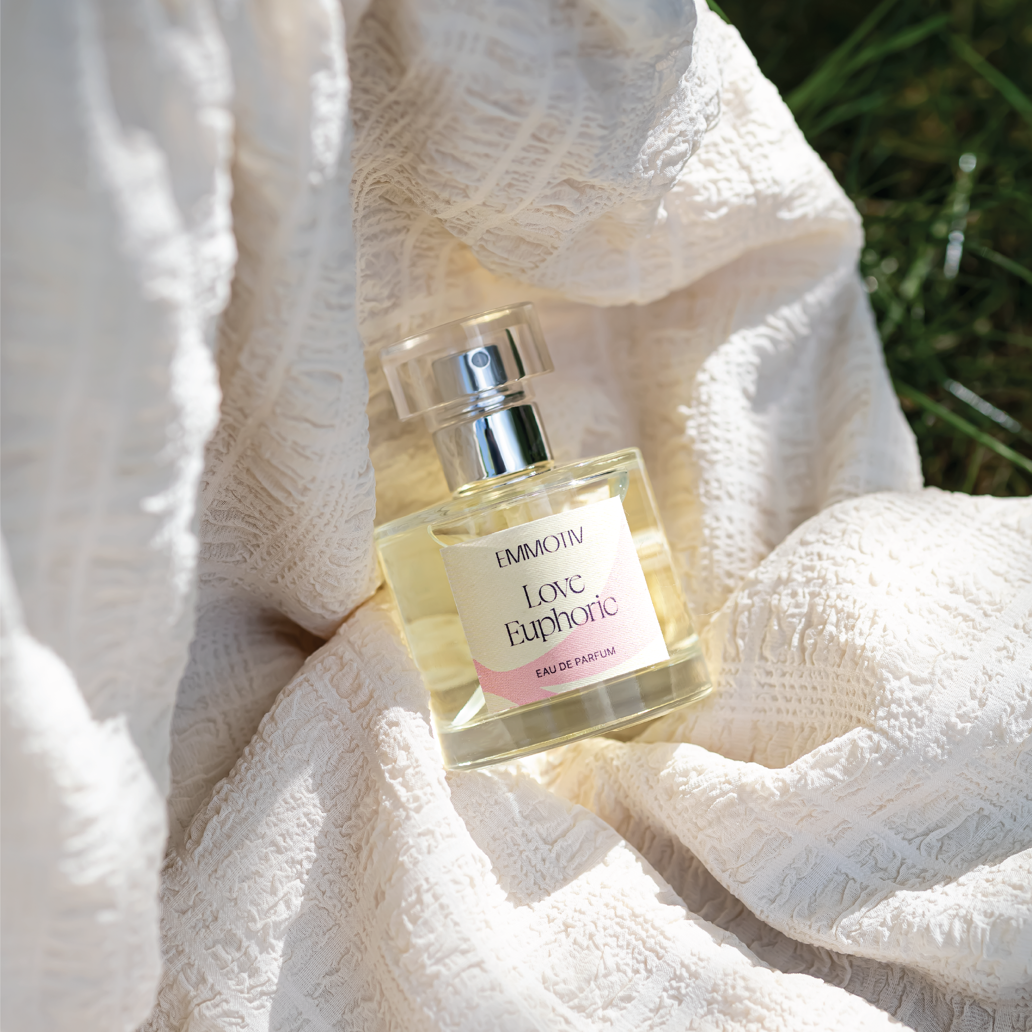 Emmotiv - Wholesale Perfume/Eau de Toilette - Emmotiv Love Euphoric Eau de Parfum | 50 ML Bottle2